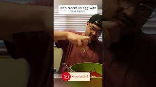 The one handed egg break *video out now* #kingrico345 #food