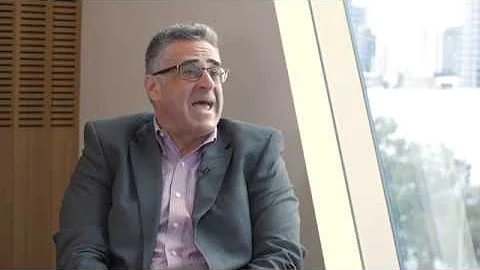 Professor George Siemens interviews Professor Roge...