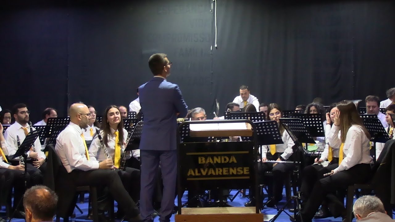 Associação Musical Castanheirense (Direção: Maestro Tiago Urbano) LEONARDO DREAMS - Saul Gomes Soler