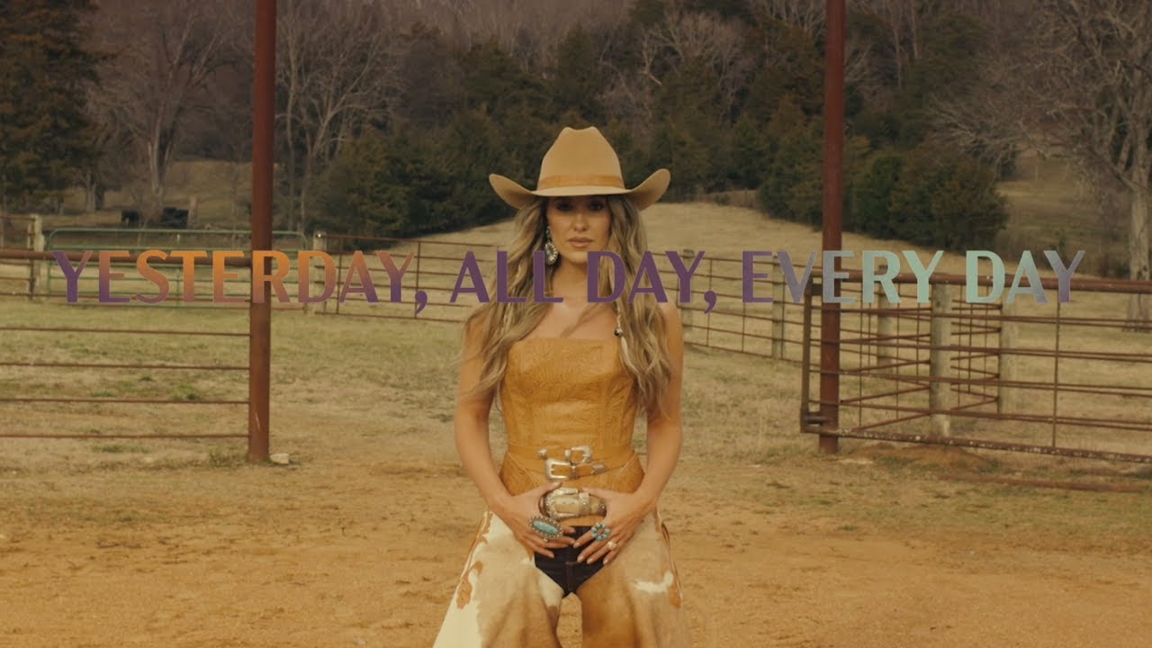 Lainey Wilson - Yesterday, All Day, Every Day (Official Lyric Video) Lainey Wilson - Yesterday, All Day, Every Day (Official Lyric Video)