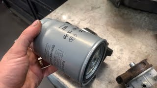 Hyundai tucson diesel fuel filter replacement!