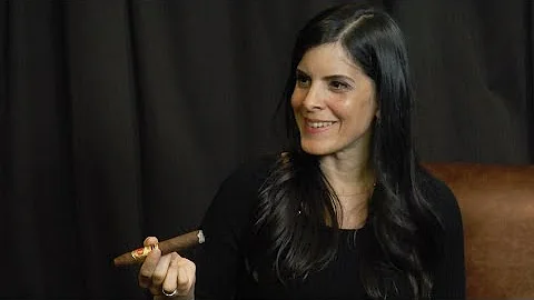 Smoking With Lissette Perez-Carrillo: Part 1, Work...