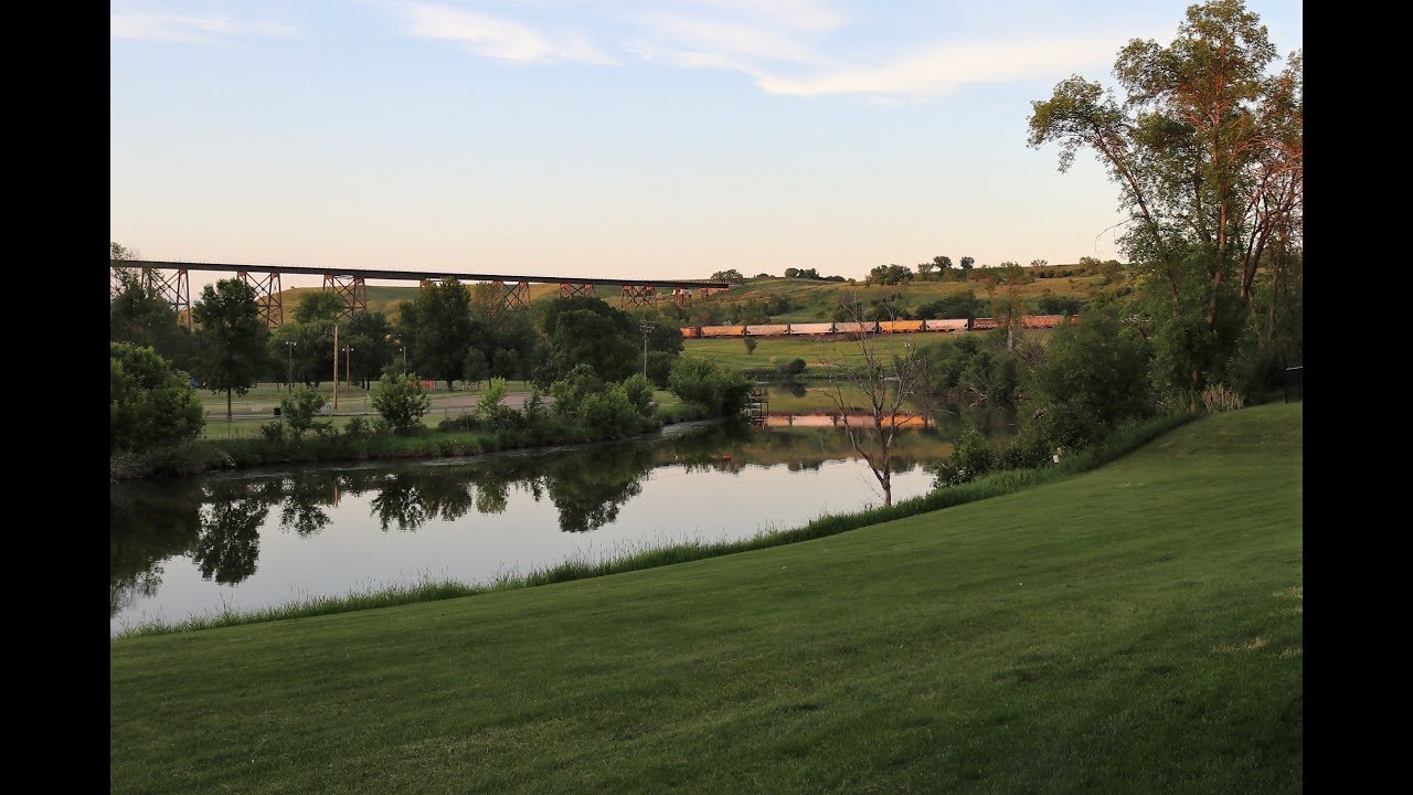 Valley City ND Real Estate, RE/MAX Lawn Realty 927 10th St NE YouTube