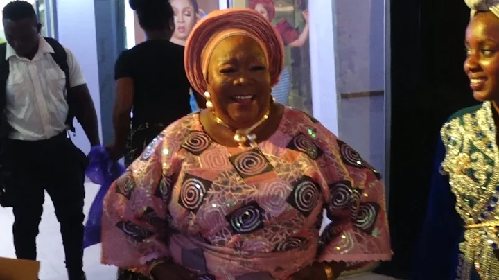 MAMA EREKO STORM IN ACTRESS REGINA CHUKWU HOUSE WARMING