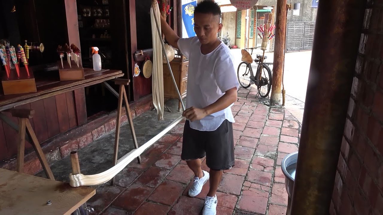 台南鹽水美食 橋南老街糖伯伯 古早味純手工製作糖蔥 糖葫蘆 傳統技藝太難得｜乾杯小菜超日常