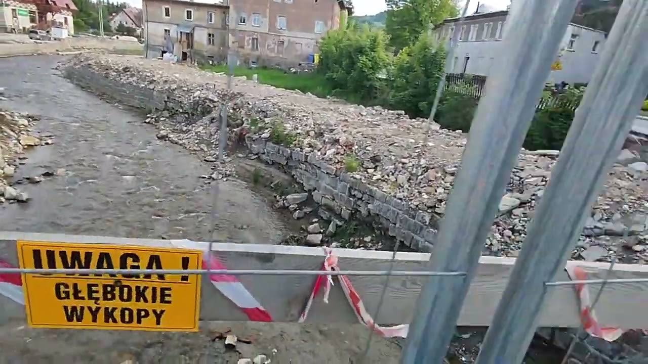 043  STRONIE ŚLĄSKIE  9 MIESIĘCY PO POWODZI