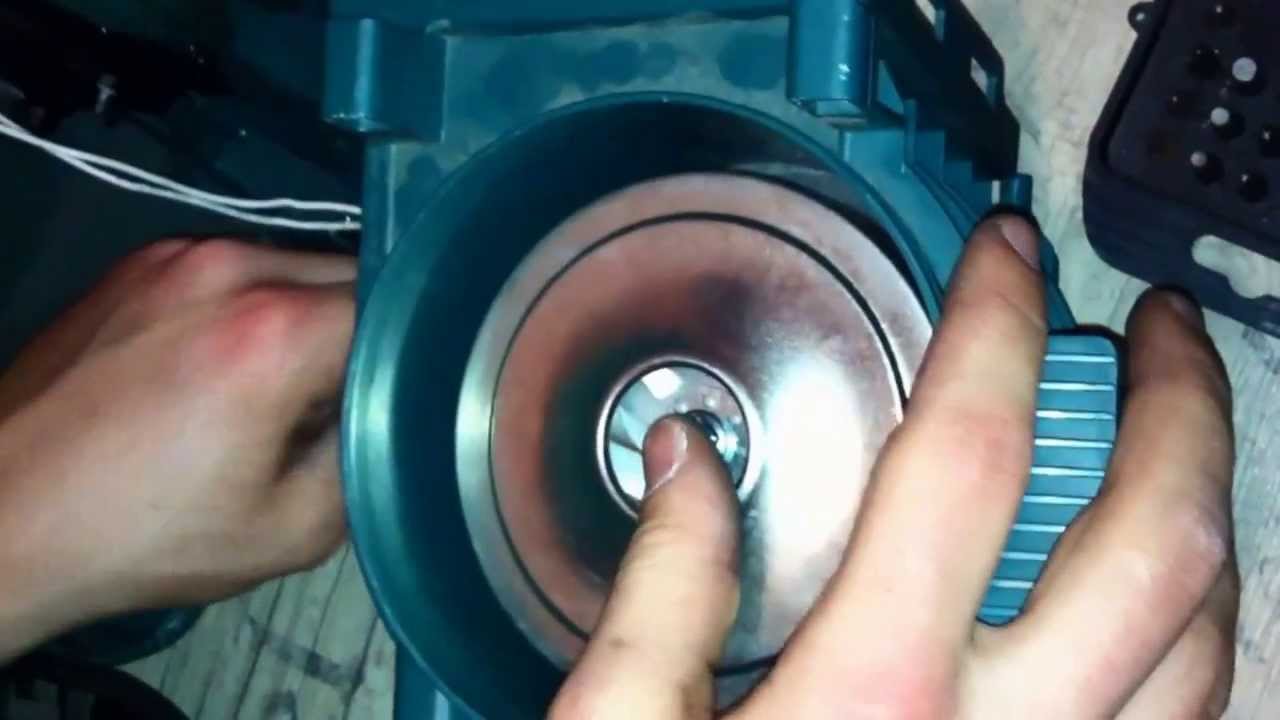 Vorwerk Tiger 260 motor wechsel - YouTube