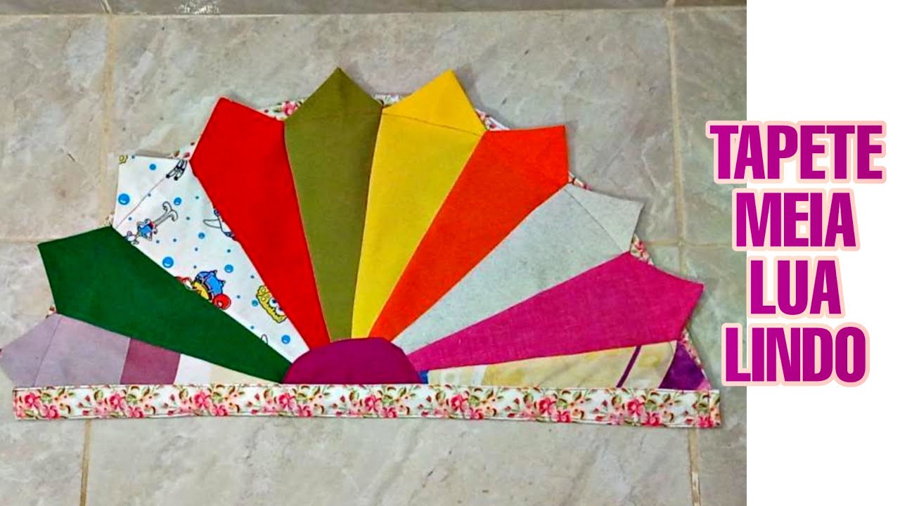 TAPETE MEIA LUA/Com Retalhos de Oxford e Outros!!!(Reaproveitando retalhos)