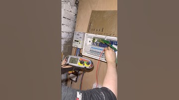 Testing a rewire with the Megger 1741+ #testing #rewire #megger #electricity
