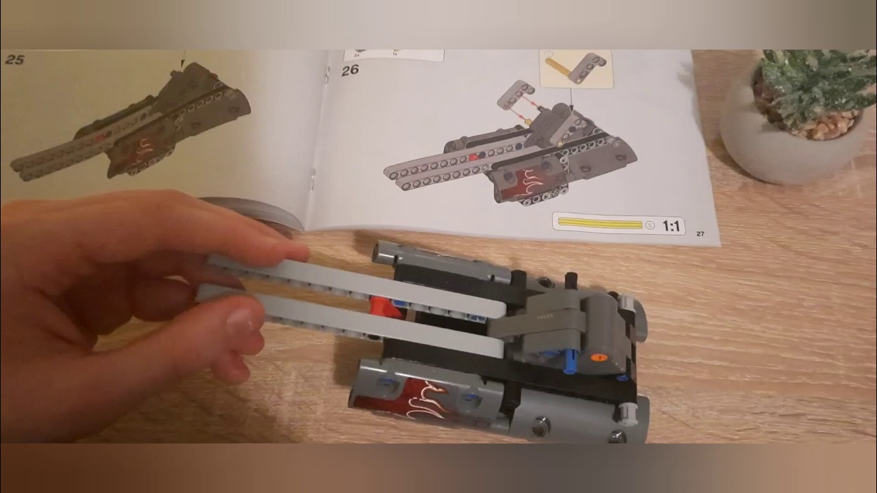 Lego Technic 42090-Speed Build