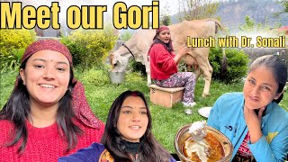 A day at home || Tried something new || Lunch with Dr. Sonali || Manali| Himachal| Aanchal and Helly