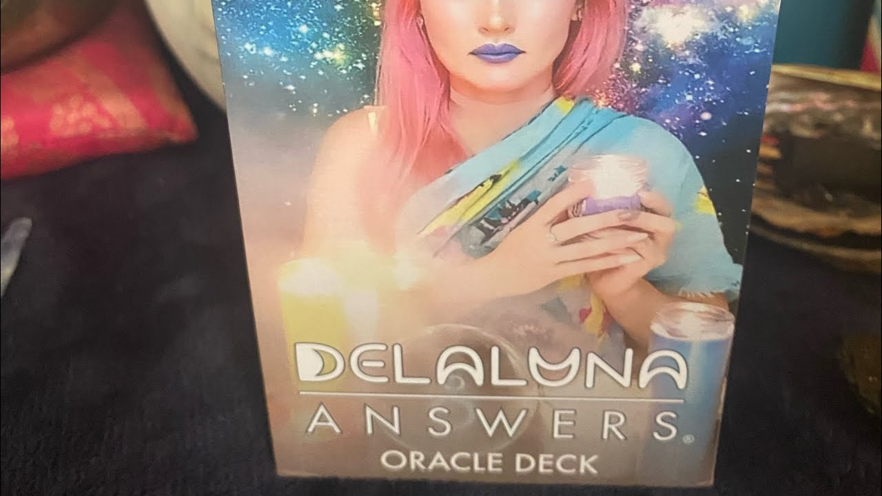 Delaluna Answers oracle walk through and short reading with the Neoteric feminine tarot 🥰