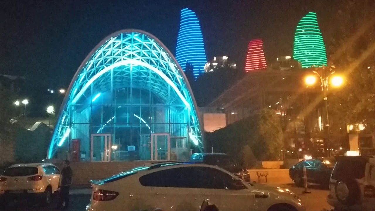 Bakı. Funikulyor və üç alov qüllələri - YouTube