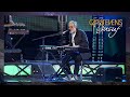 Yusuf / Cat Stevens - Sitting (Viña Del Mar Festival, Chile 2015)