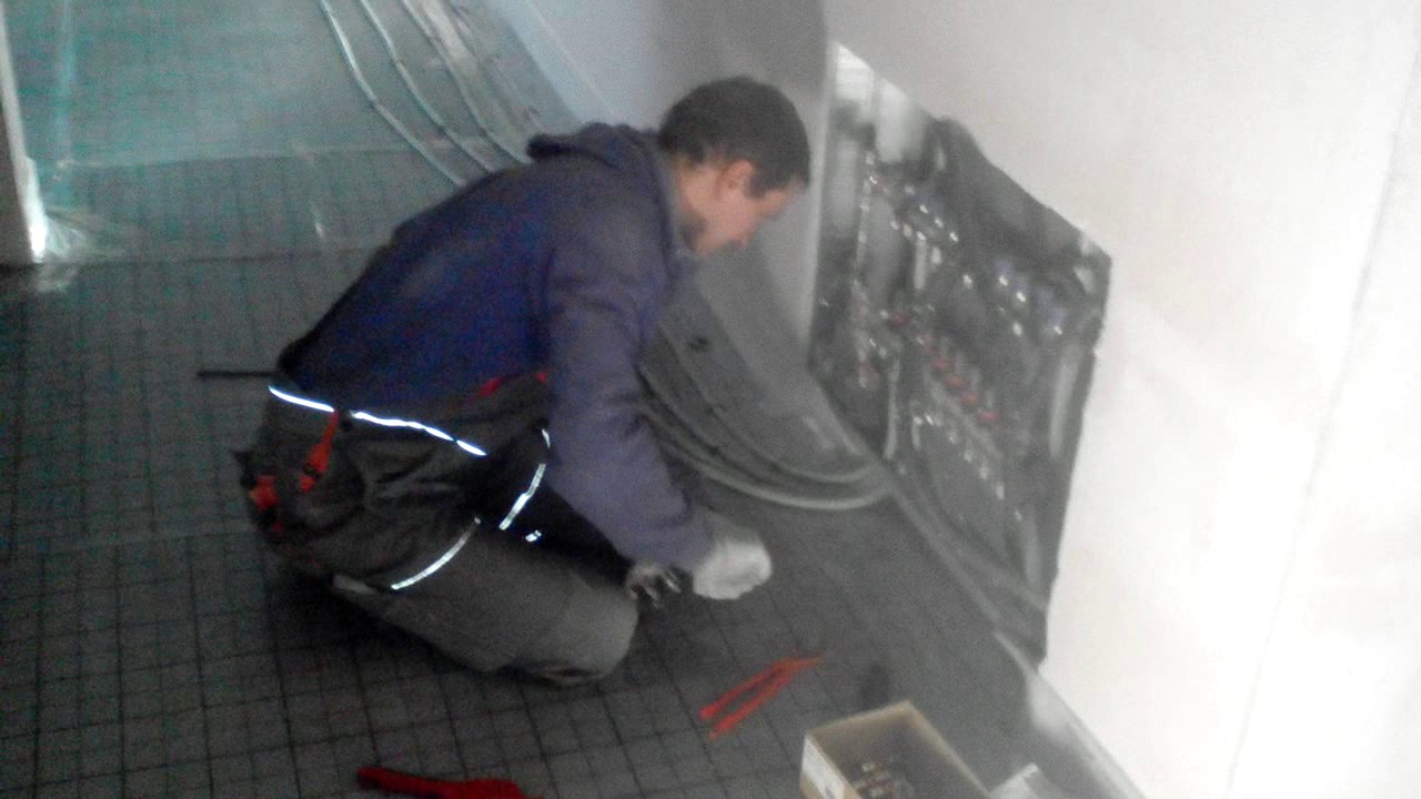 работа сантехника в Германии - YouTube