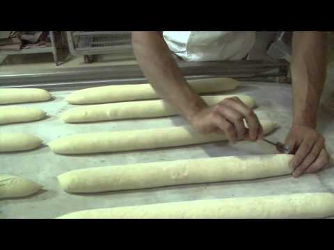 Video: How To Cut Baguettes