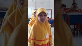 Estafet Lagu Kosakata Arriyadhah Di Kelas 3b