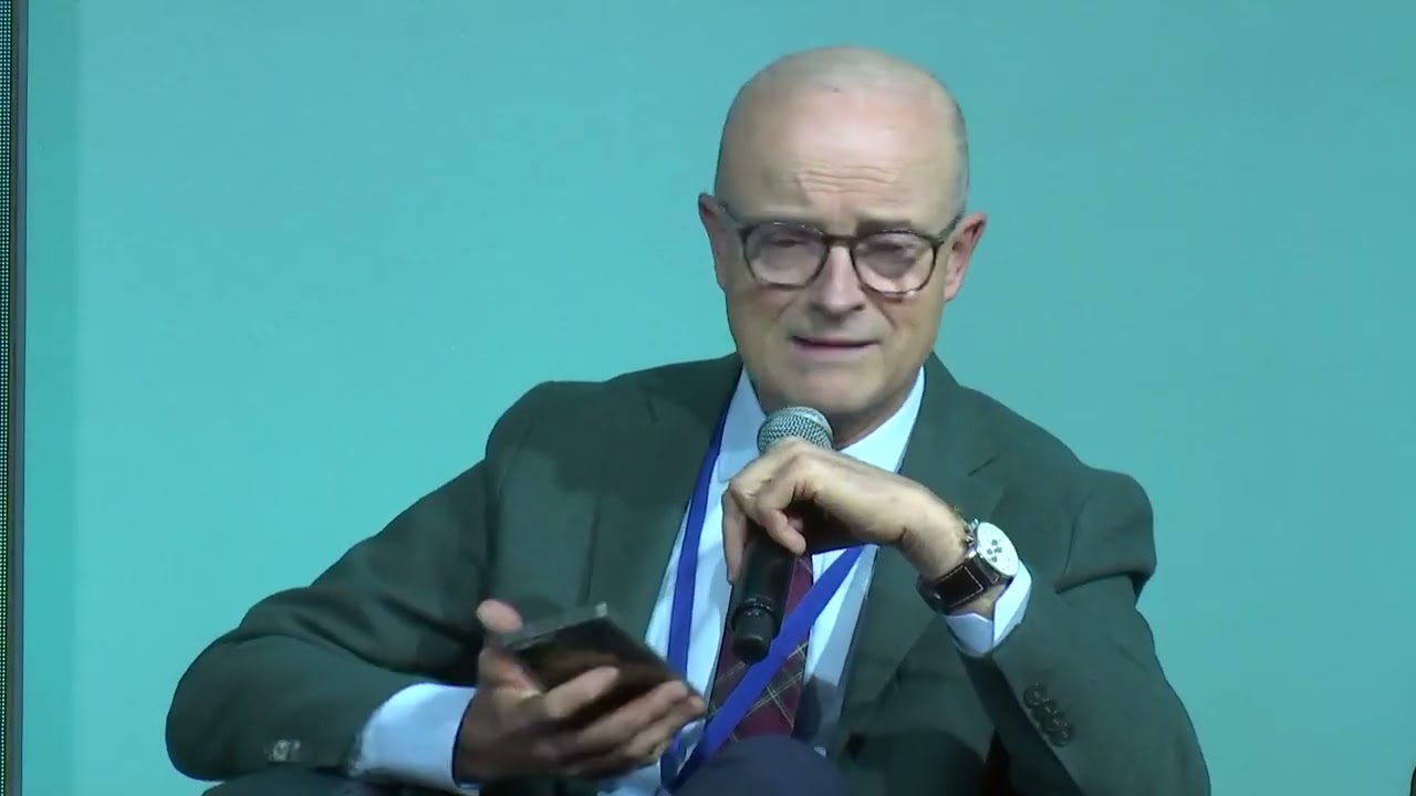 La crisi della plastica e i ritardi nei rifiuti elettrici ed elettronici - Conferenza riciclo 2025