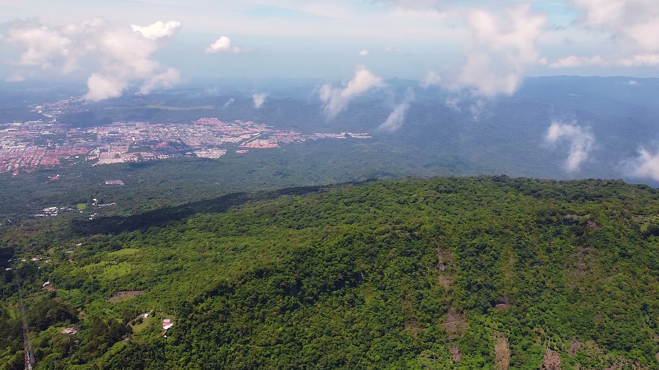 Acompáñanos a Volar Boquerón y Picacho del Volcán de San Salvador parte II: El Cráter 4k Experience