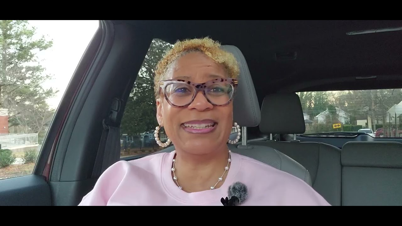 Is it to LATE🚫 for the MIDDLE-AGED Woman to experience LOVE💘💝❓️🤔