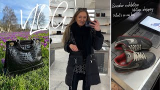 WEEKEND VLOG - Vintage bag unboxing, sneaker exhibition, discontinued Celine belt bag | Lesley Adina