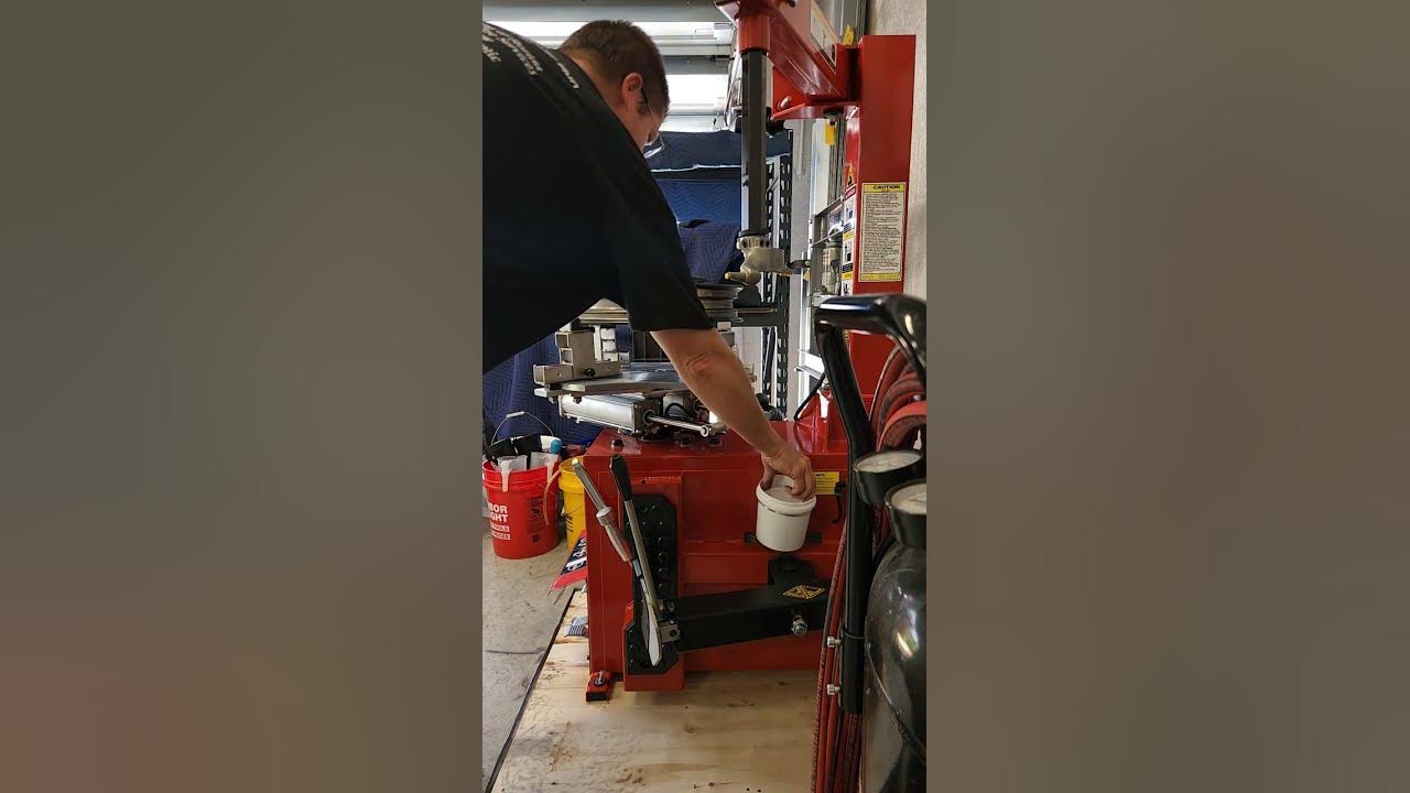 Tire Change on Derek Weaver 807 Motorcycle Tire Changer in Port