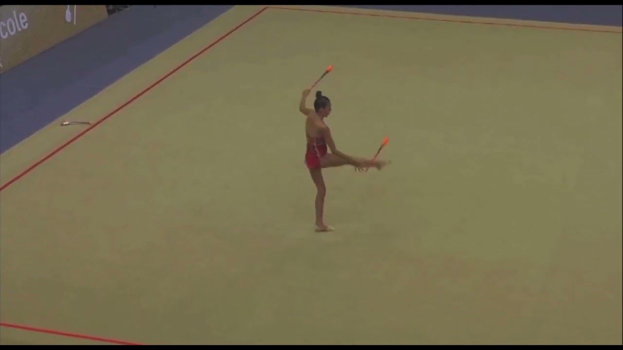 Николь Римарачин Диас булавы 2024 