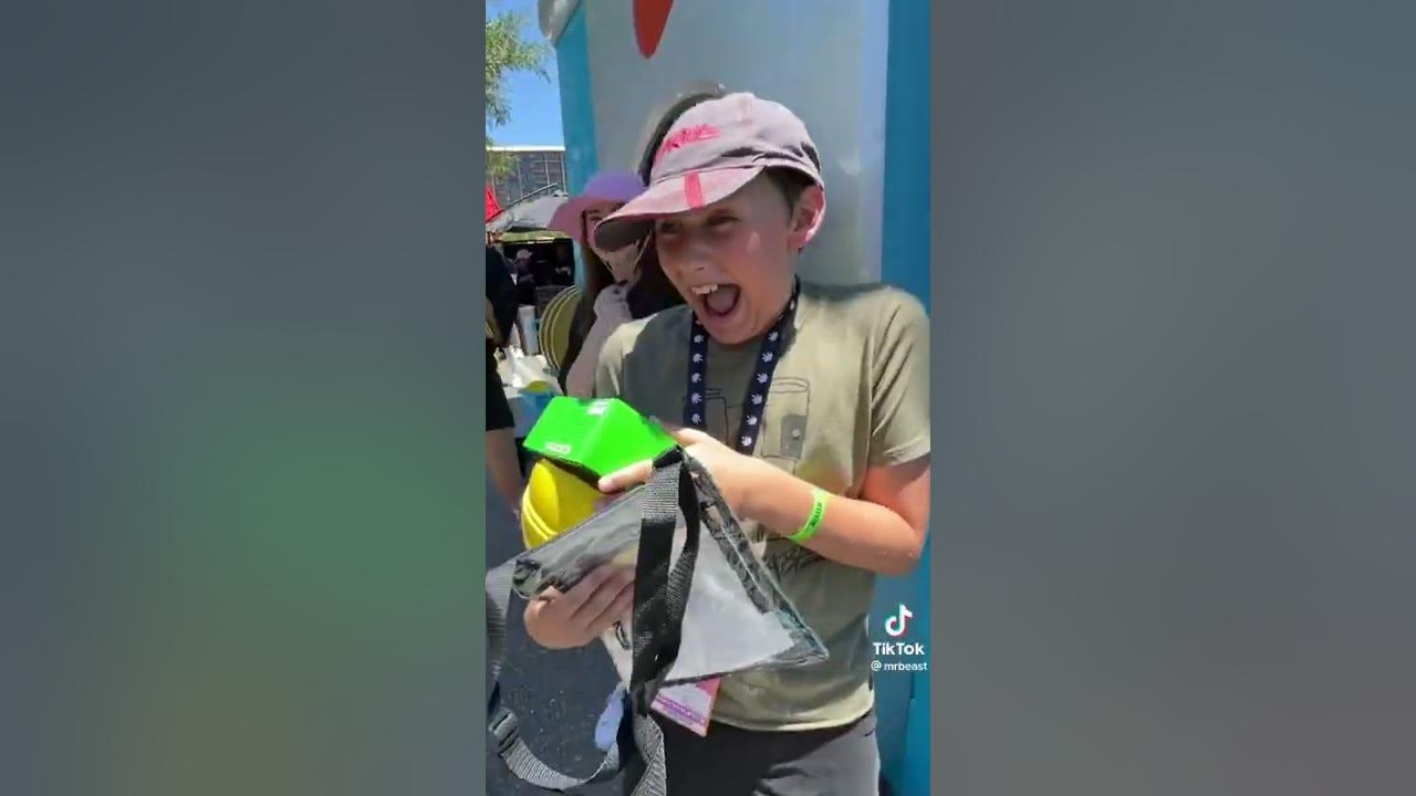 Mr beast tiktok Tallest gumball machine in the world 🌎 YouTube