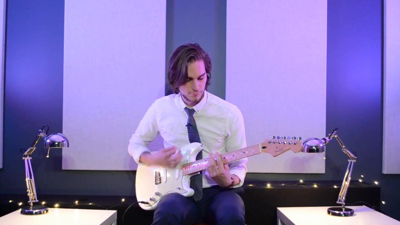 2016 Fender Duo-Sonic [Product Demonstration] - YouTube