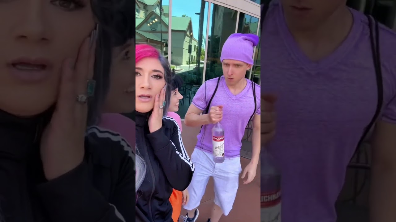 Злая Дора пьёт водку! 😈