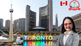Travel Toronto Canada-Nathan Phillips Square-CN Tower