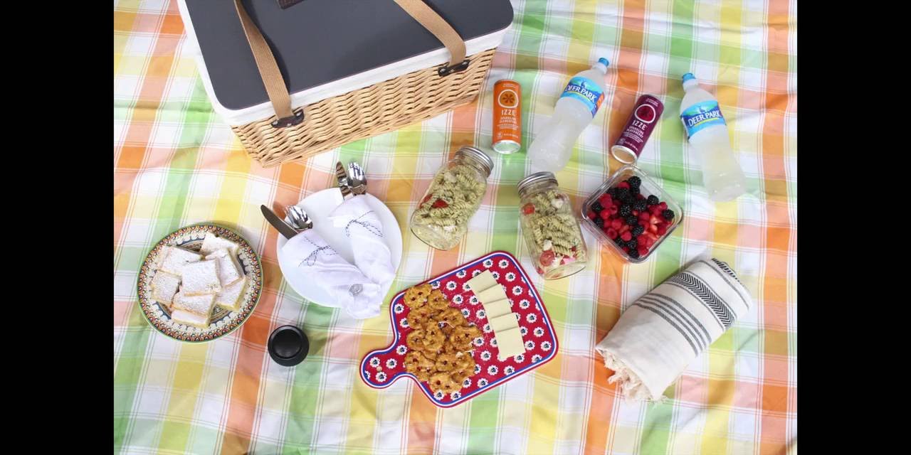 How to Pack a Picnic Basket YouTube