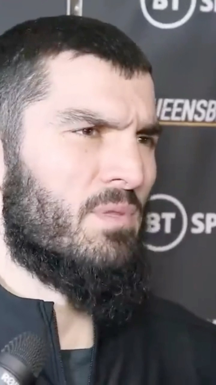 EXCAMPEÓN MUNDIAL ACONSEJA A DAVID BENAVIDEZ EVITAR PELEAR CON ARTUR BETERBIEV
