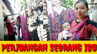 Gendong Bayi Sambil Jemur Jaritwijen Creative