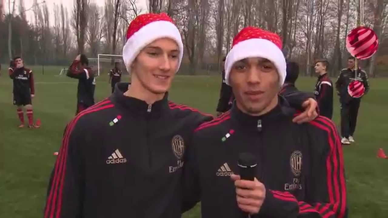 Buon Natale Milan.Video Buon Natale From Milan S Youth Sector Rossoneri Blog Ac Milan News