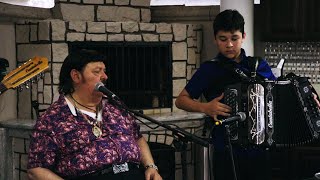 Ensayo entre amigos en casa de Don Ramón Ayala | Christopher Ayala