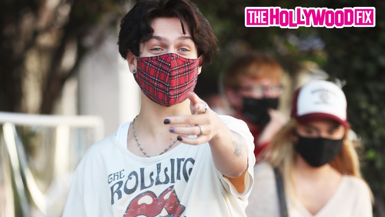 Chase Hudson Channels Harry Styles & The Rolling Stones During A Business Lunch At The Ivy 11.12.20