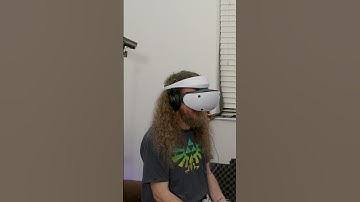 1ST Time VR after 30 year wait - PSVR2 is AMAZING