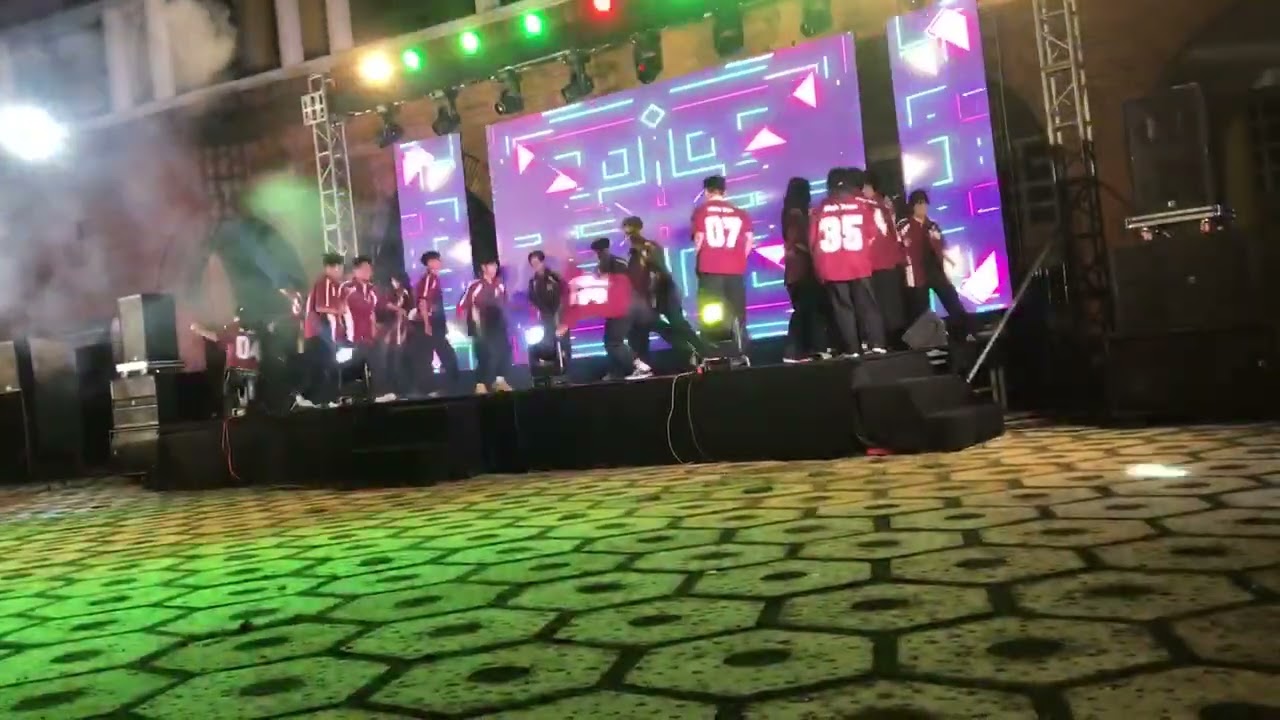 LỚP 9A12 - NIGHT'S PASSIONS (NHẢY HIỆN ĐẠI)