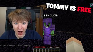 TommyInnit leaving the prison after Dream brought him back to life! Dream SMP