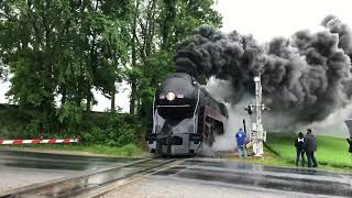 N&W 611 rolling coal at Black Horse Crossing