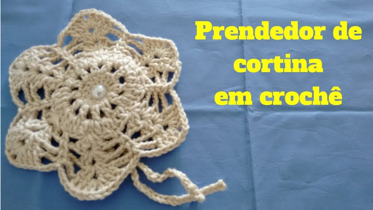 Prendedor de cortina em crochê