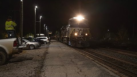 NS 25G at CP367 in Waterloo, IN with a SAAHC!!!