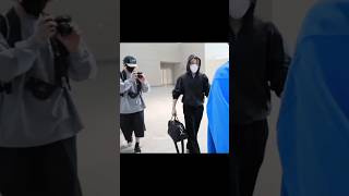 jungkook clicking photo of jimin at airport 🥹 #jikook #kookmin #jungkook #jimin #jikookmoments #jmjk