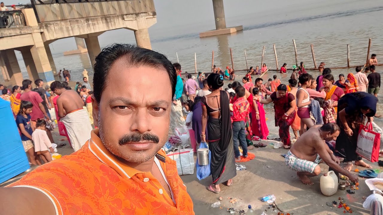 Ganga Snan Patna Ke BNR Ghat Par