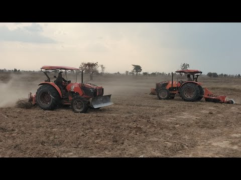 Kubota tractors are plowing in the dry season.(part 3)