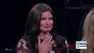 Holly Brand Makes Debut On The Voice Guide