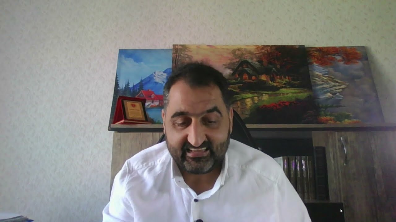 الإمام أحمد والبخاري والفوزان يفاجئون عثمان الخميس بتأويلات صادمة تطيح بصفة اليدين وغيرها