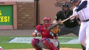 PHI@DET: Cabrera belts an RBI double to the wall