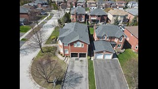 206 Mossbrook Sq, Pickering